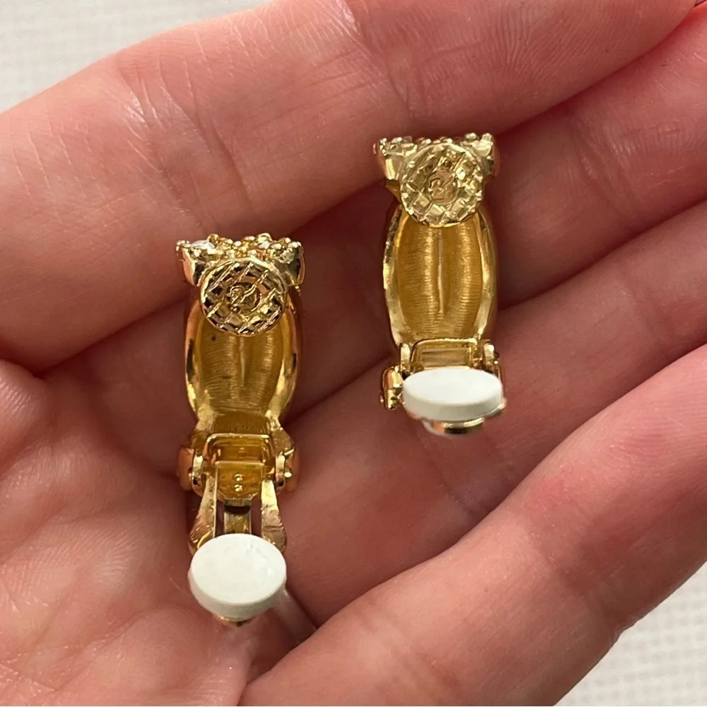 Vintage Swarovski Gold Tone Clip On Earrings